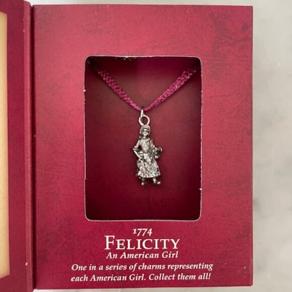 AMERICAN GIRL HALLMARK Felicity Charm 2002 - Picture 3 of 12